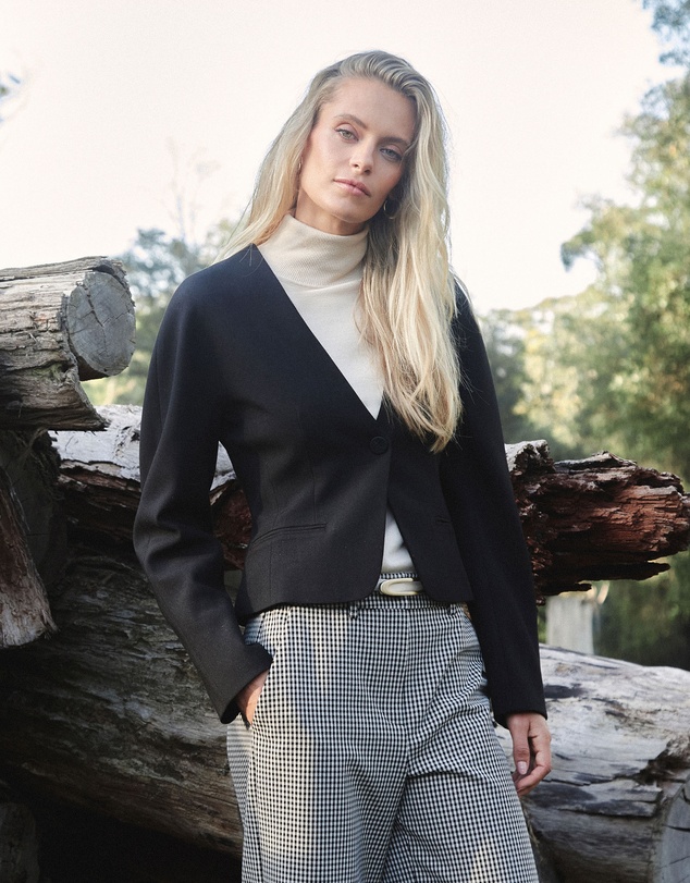 Forcast - Pippa Rounded Shoulder Blazer