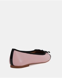 Miss Sofie - Landon Flats