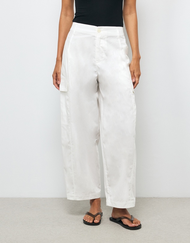 AERE - Organic Cotton Cargo Barrel Pants