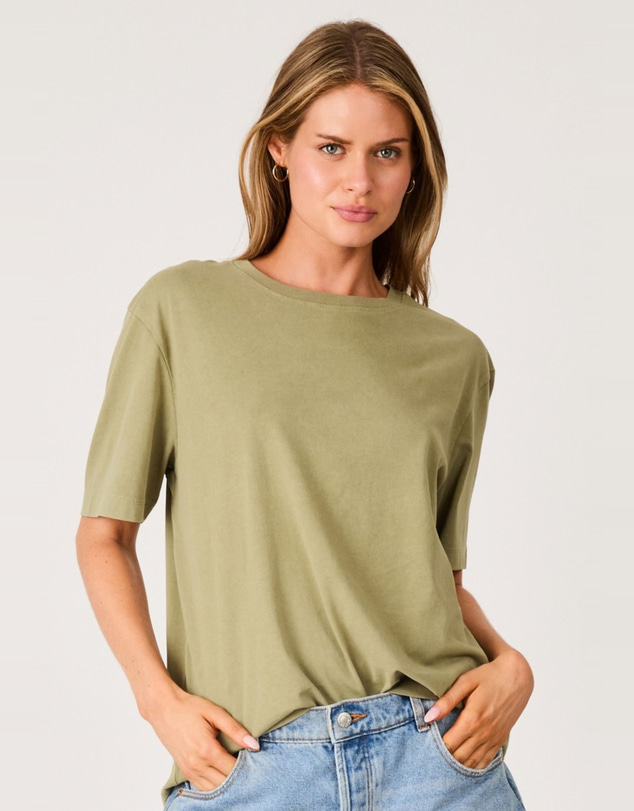 Rolla's - Sunday Tee
