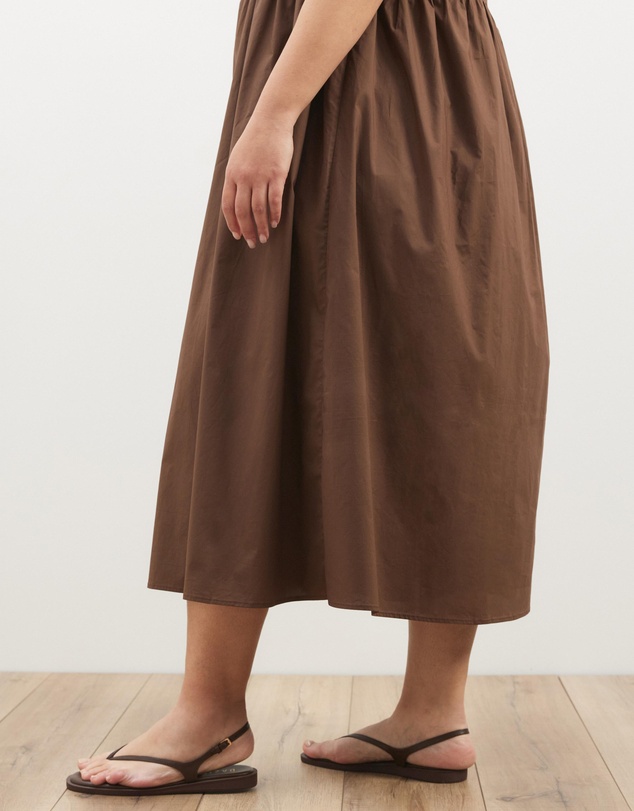 Atmos&Here Curvy - Louisa V-Neck Midi Dress