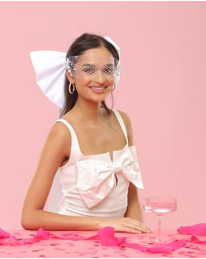Morgan & Taylor - Venus Birdcage Veil 