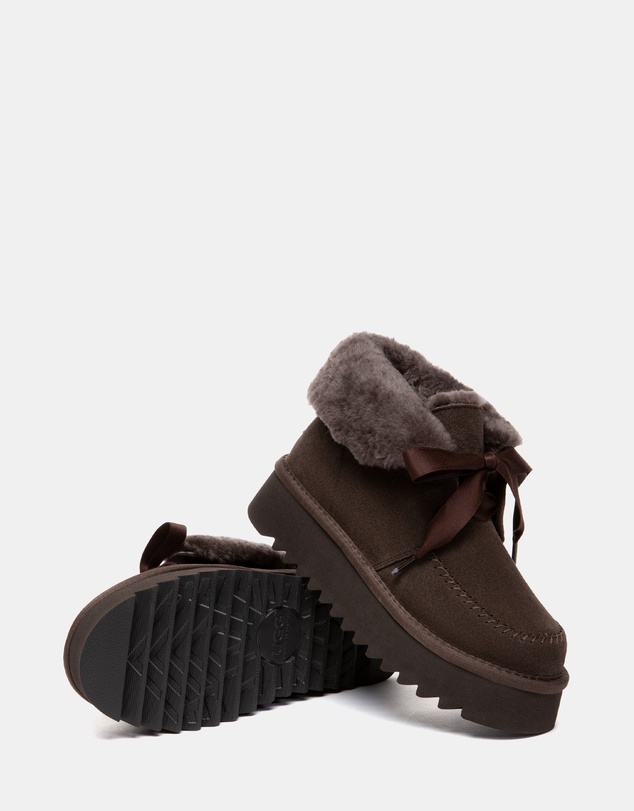 EVERAU - Australian Shepherd Ugg Cozira Cow Suede Upper UGG Boots