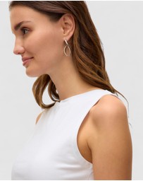 GUESS - Sleeveless Shirred Ciena Tank Top