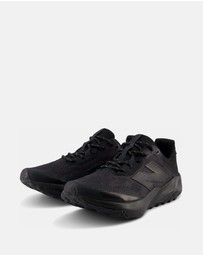 New Balance - DynaSoft Nitrel v6 (Wide Fit) - Men's