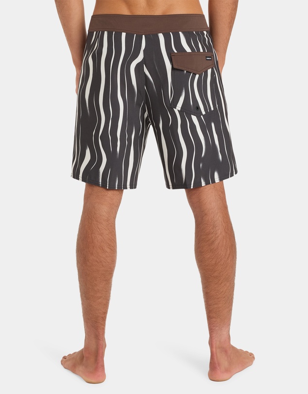 Quiksilver - Mens Surfsilk Straight 18